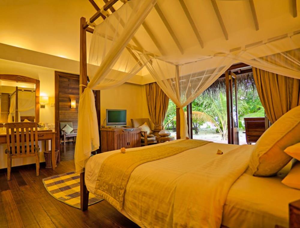 content/hotel/AAA - Medhufushi/Accommodation/Beach Villa Suite/AAAMedufushi-Acc-BeacVillaSuite-04.jpg